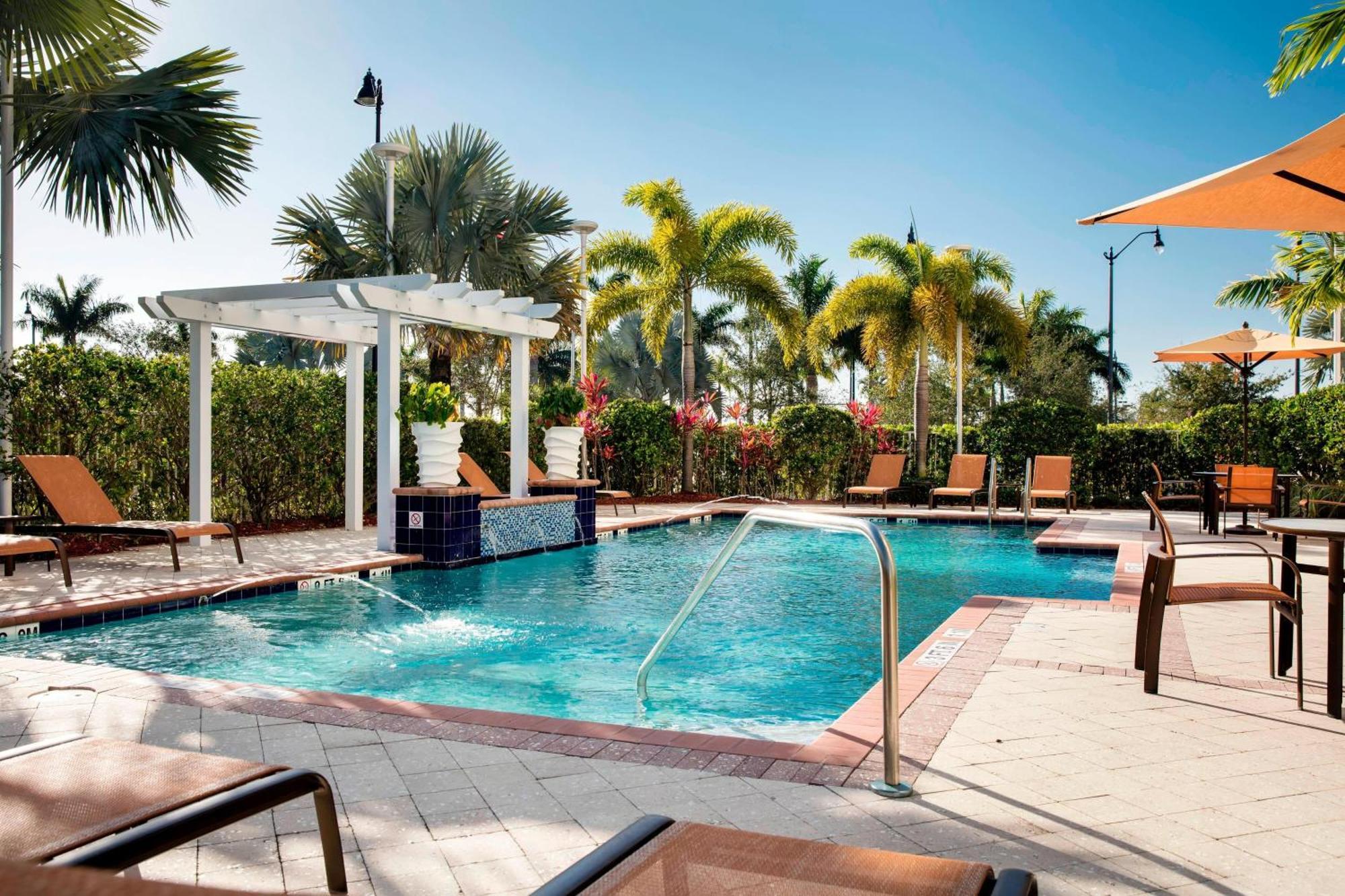 Courtyard By Marriott Miami הומסטד מראה חיצוני תמונה