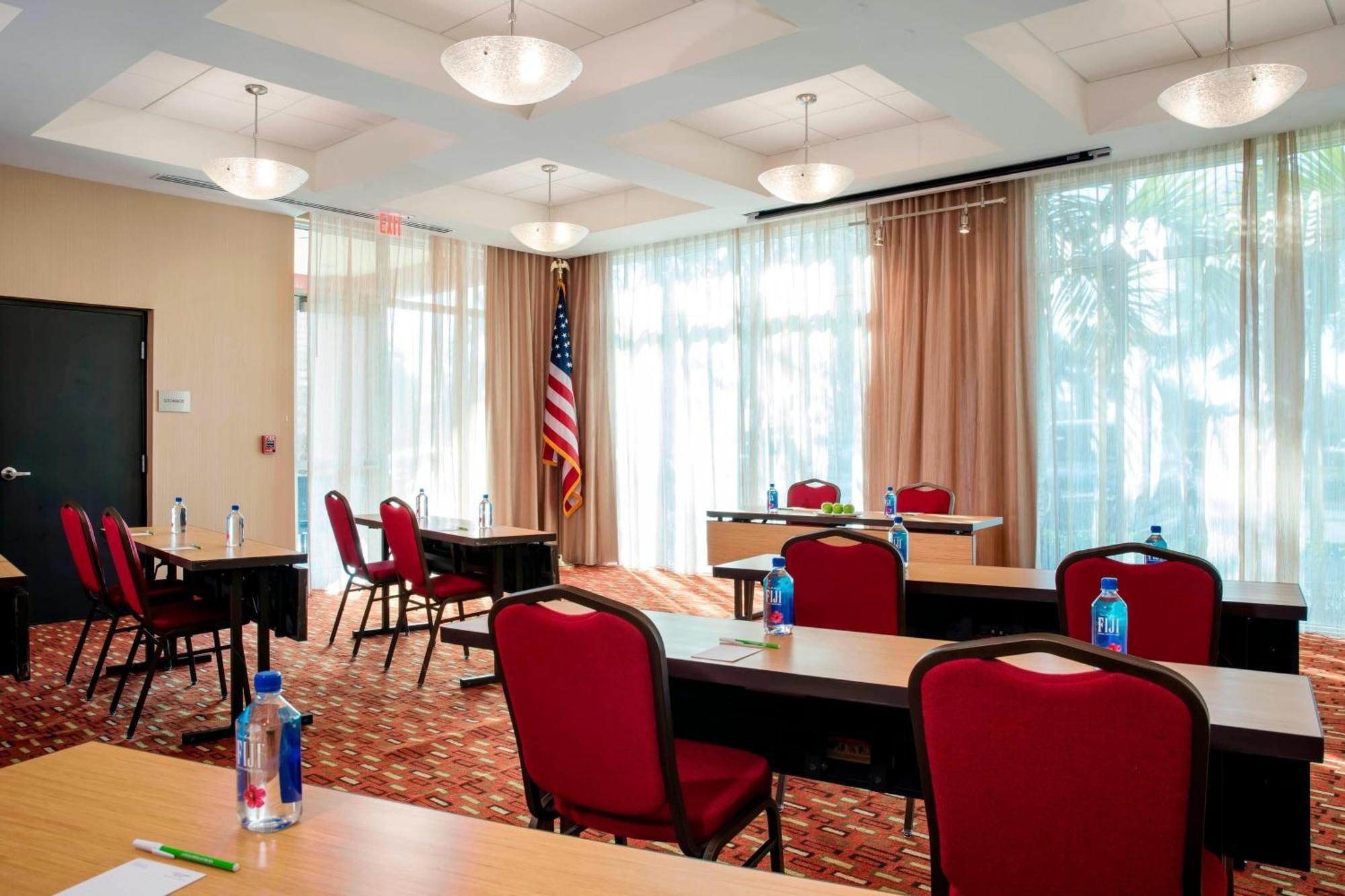 Courtyard By Marriott Miami הומסטד מראה חיצוני תמונה